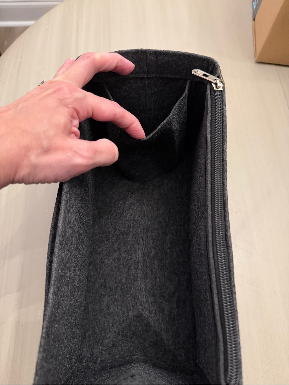Felt Organizer Pouch - NWOT - Picture 2 of 7